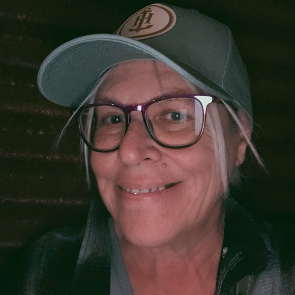 Meet your Posher, Marci - Picture 2 of 5